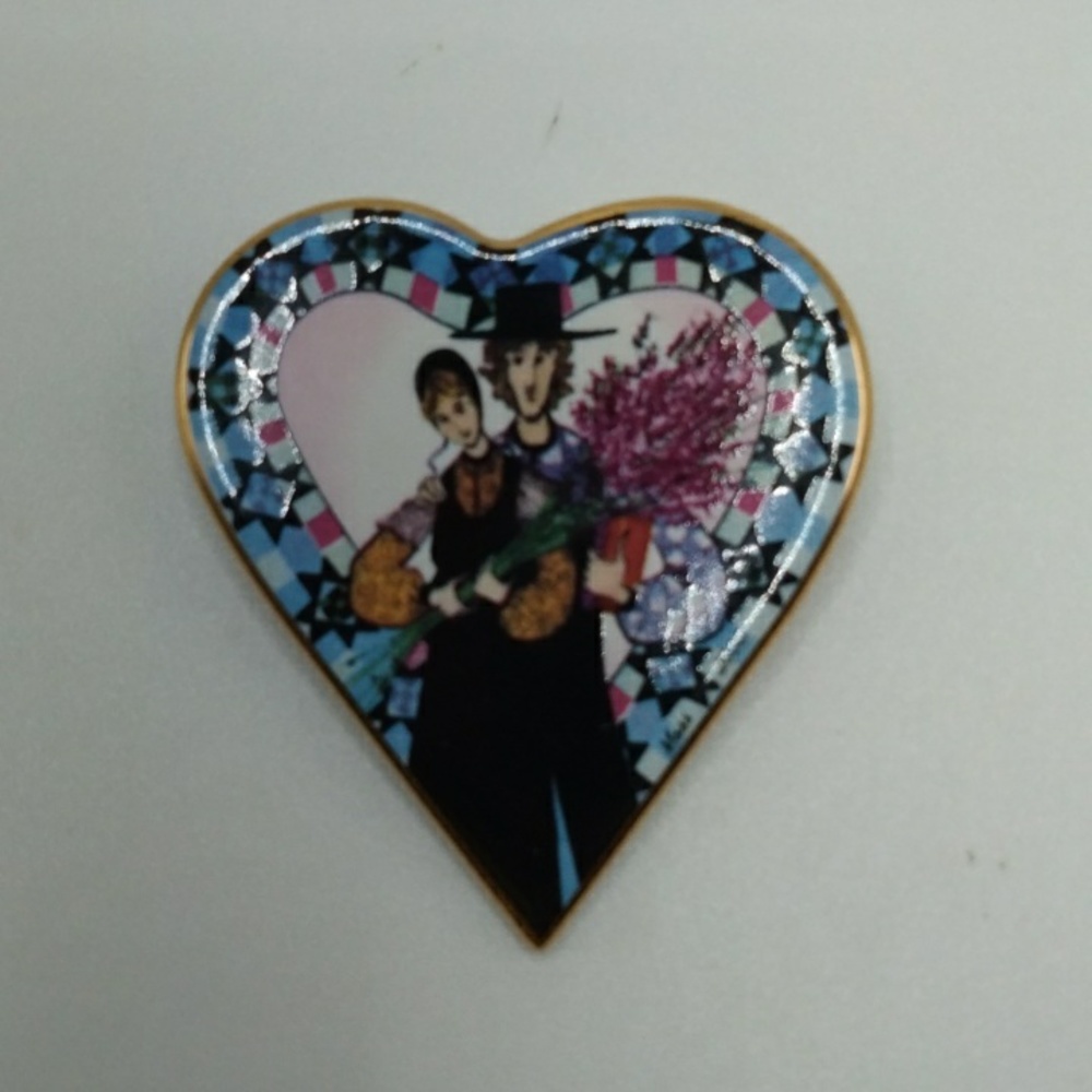 Vintage Valentine Brooch/Pendant P.Buckley Moss